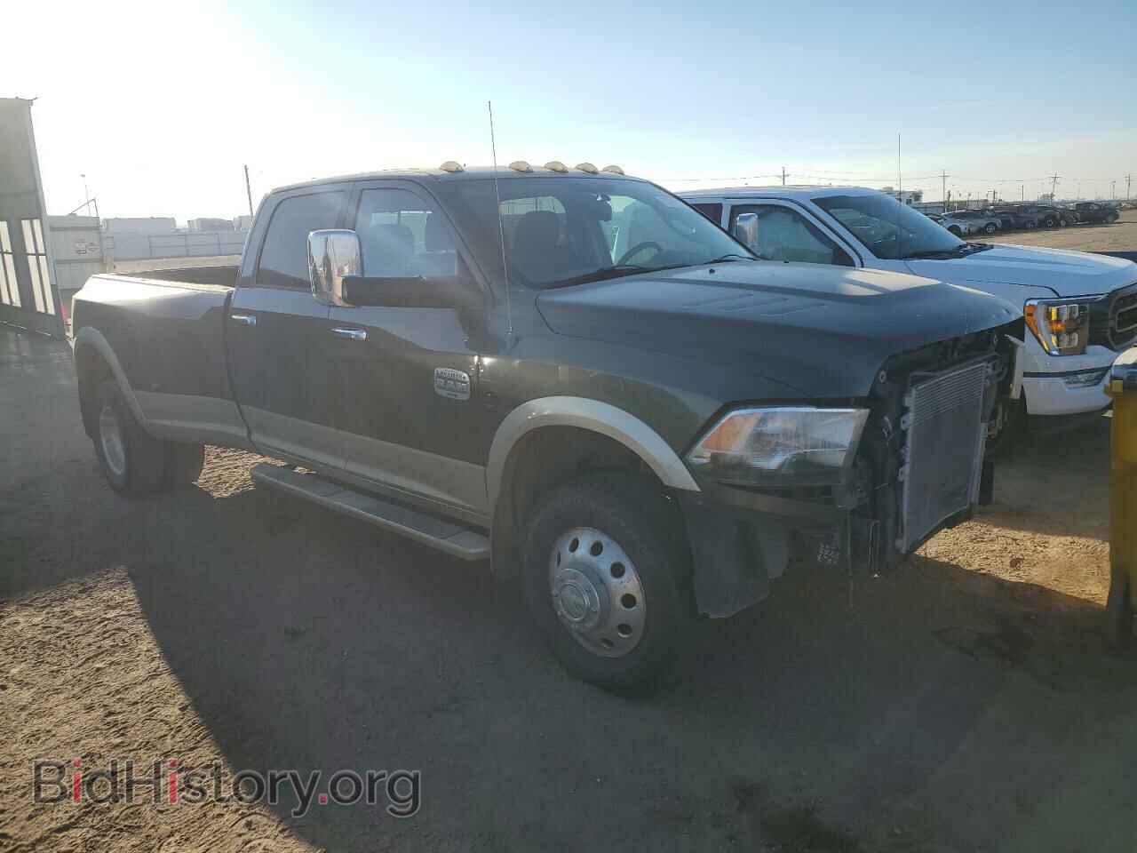 2011 DODGE All Models - VIN: 3D73Y4CL7BG626815 - Photo 4