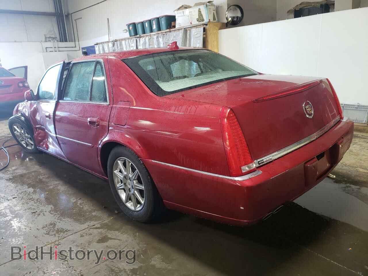 2011 CADILLAC DTS - VIN: 1G6KD5E61BU102090 - Фото 2
