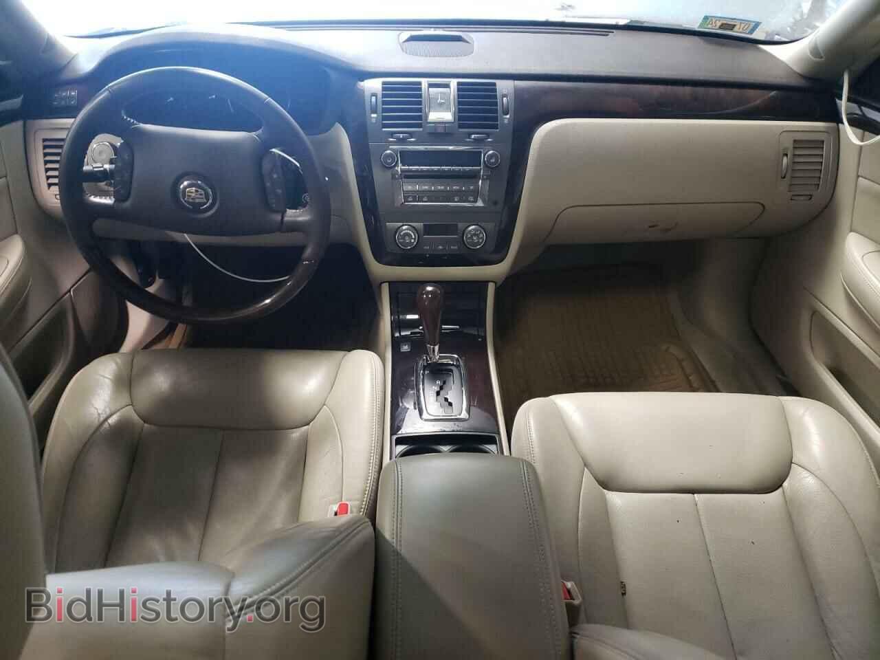 2011 CADILLAC DTS - VIN: 1G6KD5E61BU102090 - Фото 8