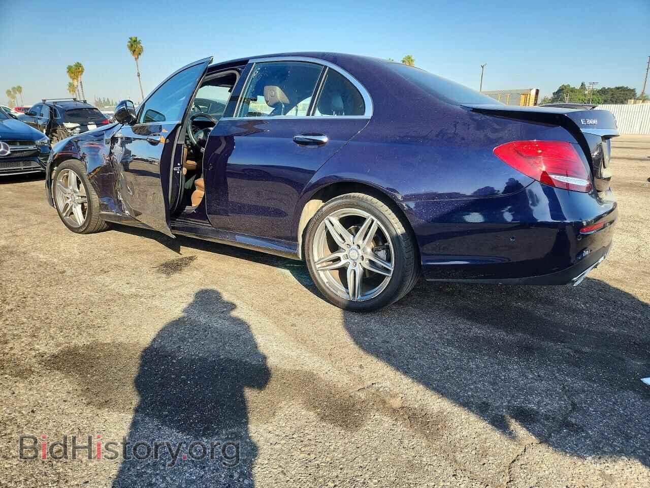 2017 Mercedes-Benz E-CLASS (VIN WDDZF4JB0HA009337) — photo 2 of 12