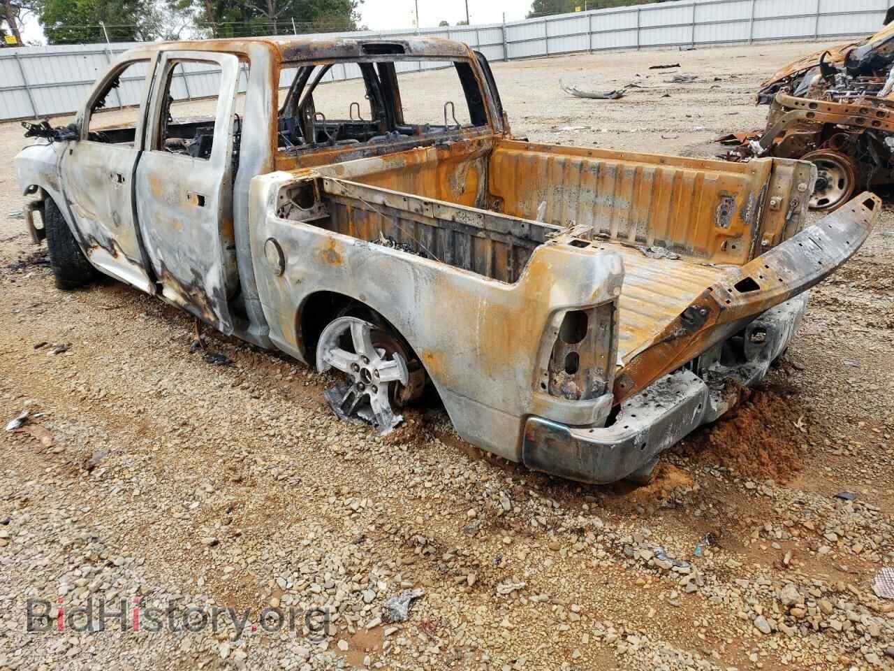 2019 RAM 1500 - VIN: 1C6RR7LT7KS524689 - Фото 2