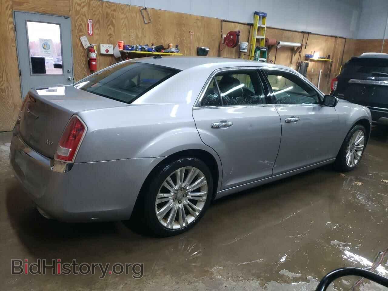 2011 CHRYSLER 300 - VIN: 2C3CA5CG3BH522284 - Фото 3