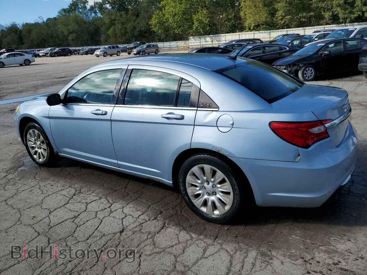 2012 CHRYSLER 200 - VIN: 1C3CCBAB0CN229354 - Фото 2