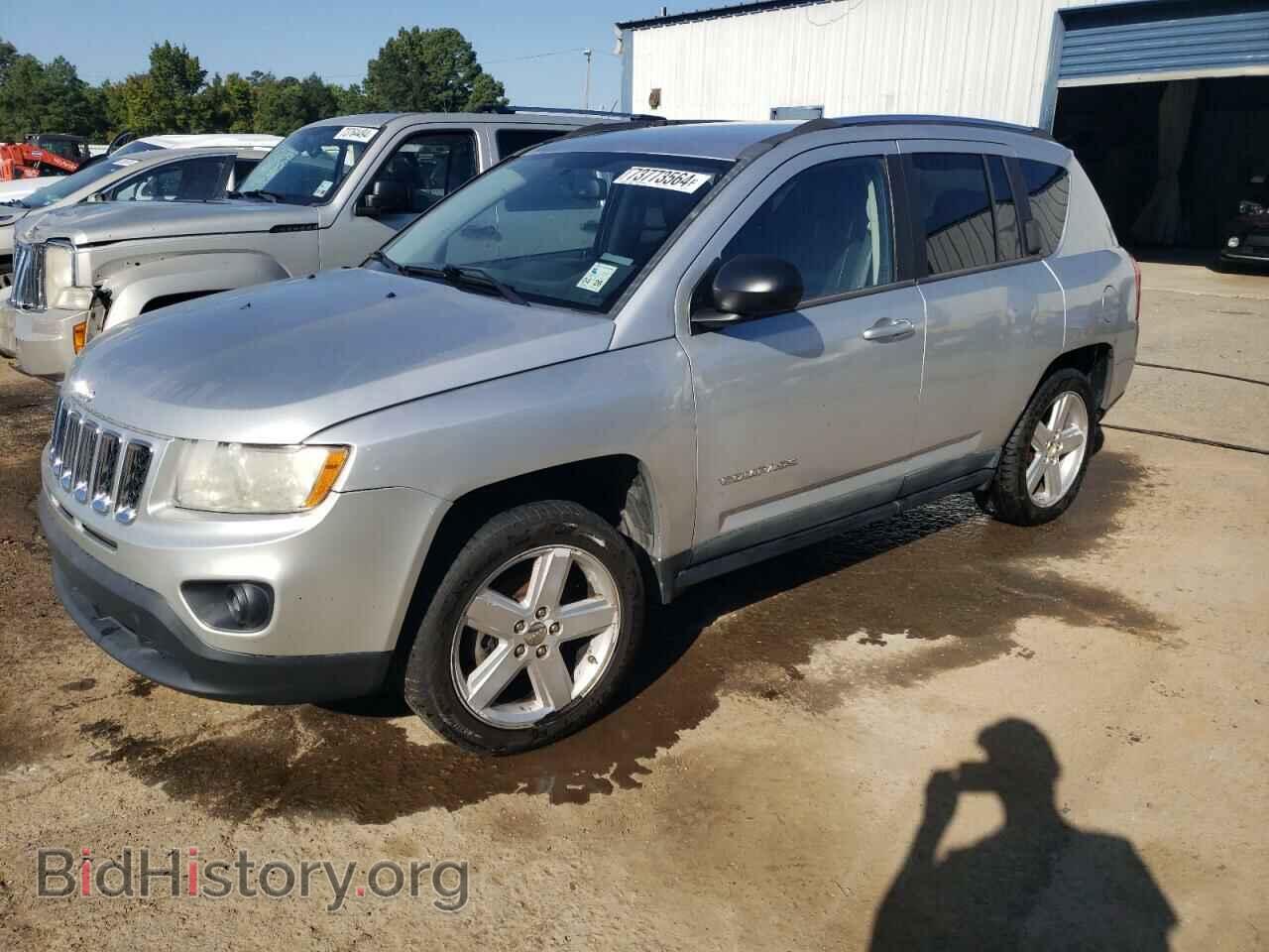 Photo 1J4NT5FB3BD224792 - JEEP COMPASS 2011