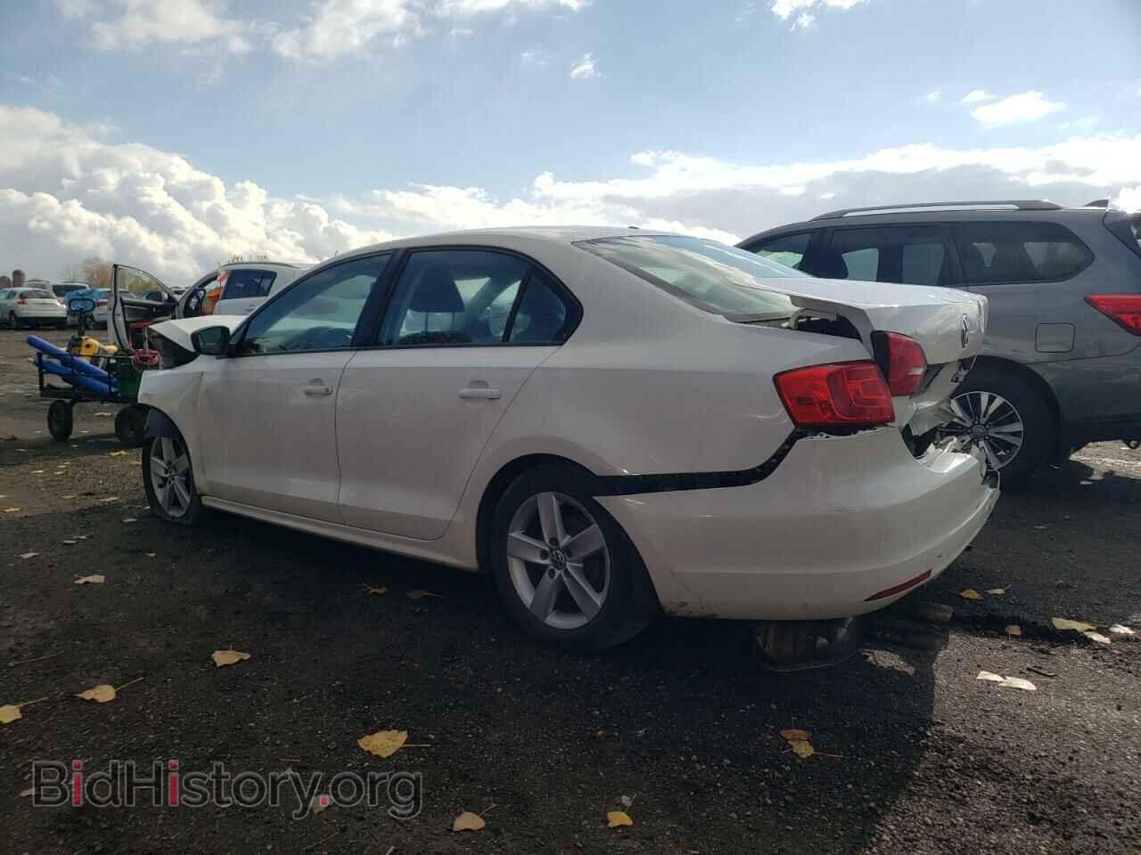2011 VOLKSWAGEN JETTA - VIN: 3VW2K7AJ1BM018278 - Фото 2
