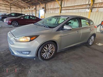 2016 Ford FOCUS Titanium, tan — VIN 1FADP3N26GL307826, Copart