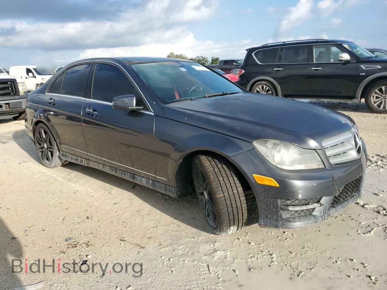 2013 MERCEDES-BENZ C-CLASS - VIN: WDDGF4HB9DA856705 - Фото 4