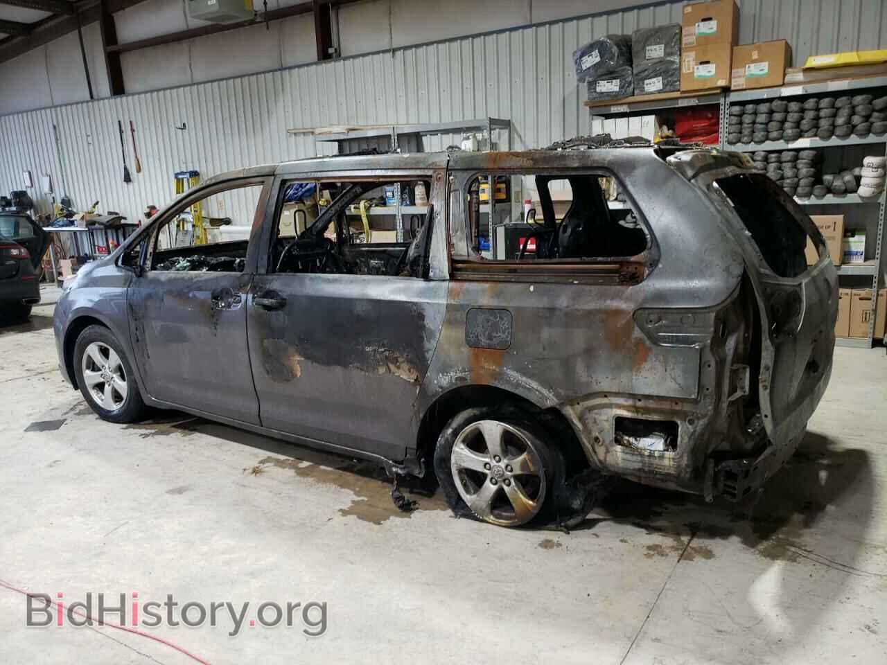 2011 TOYOTA All Models - VIN: 5TDKK3DC6BS039748 - Photo 2