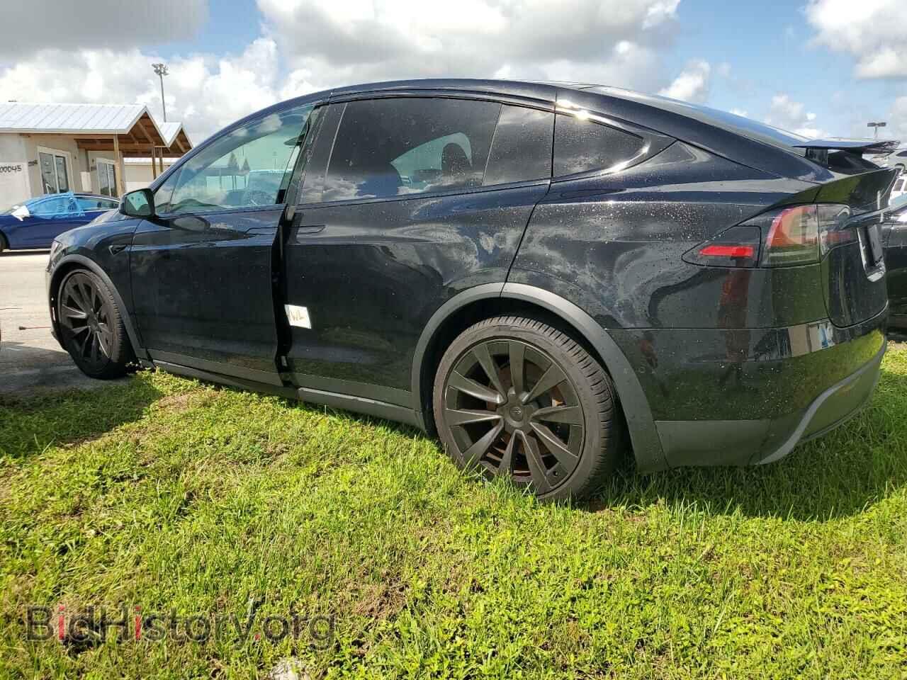 2022 TESLA MODEL X - VIN: 7SAXCBE57NF358648 - Фото 2