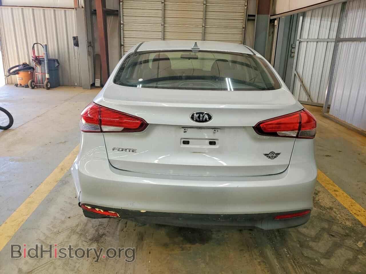 2017 KIA FORTE - VIN: 3KPFK4A74HE070630 - Фото 6