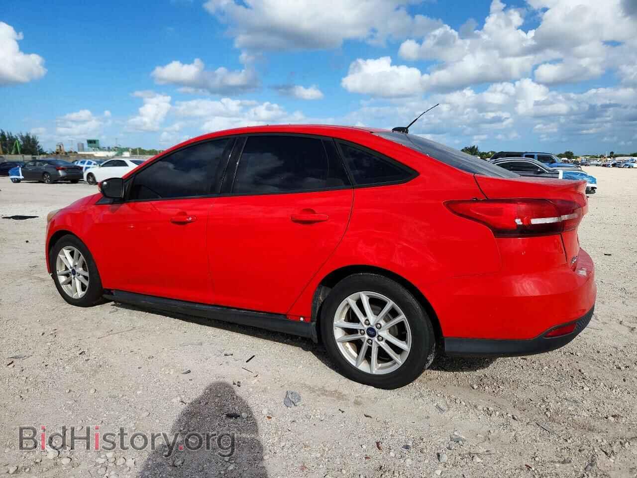 2017 Ford FOCUS (VIN 1FADP3F20HL216826) — photo 2 of 12