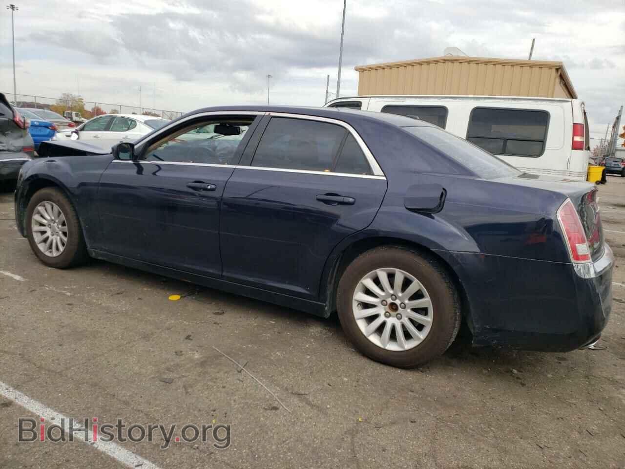 2012 CHRYSLER 300 - VIN: 2C3CCAAG6CH117821 - Фото 2