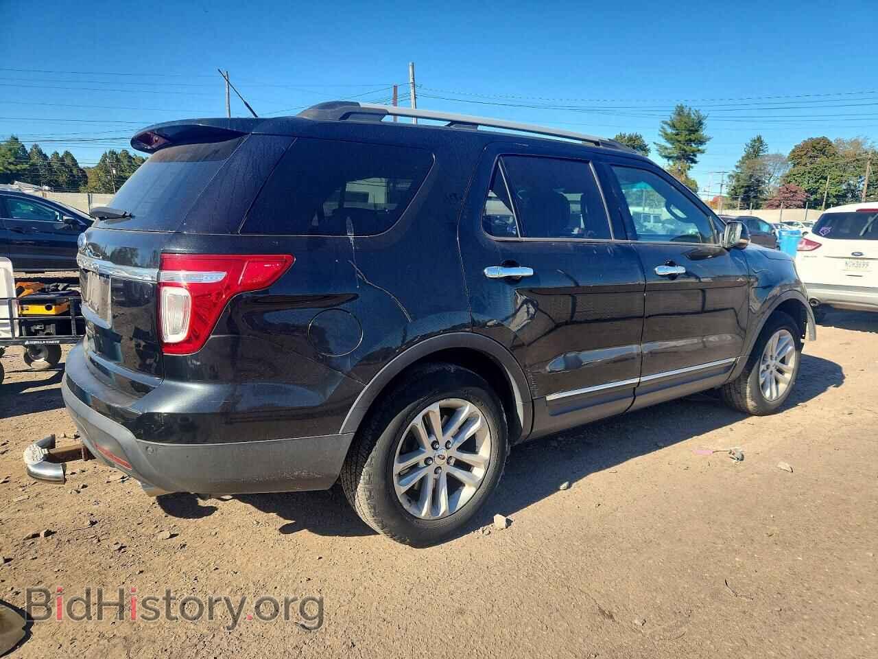 2011 Ford EXPLORER (VIN 1FMHK7D82BGA29639) — photo 3 of 14
