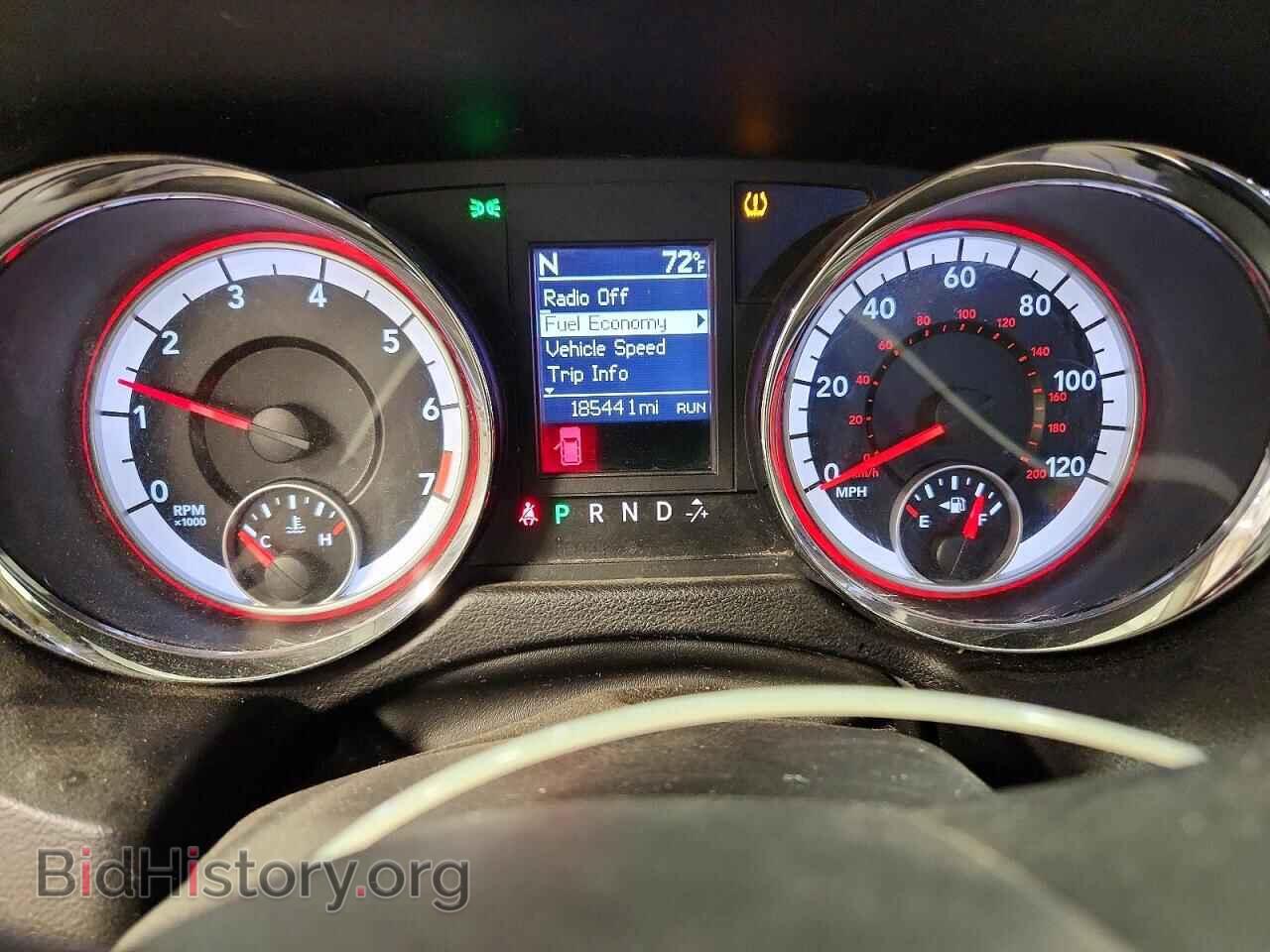 2011 Dodge CARAVAN (VIN 2D4RN5DGXBR711696) — photo 9 of 13