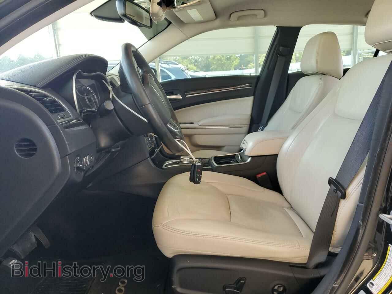 2016 CHRYSLER 300 - VIN: 2C3CCAAG7GH311098 - Фото 7