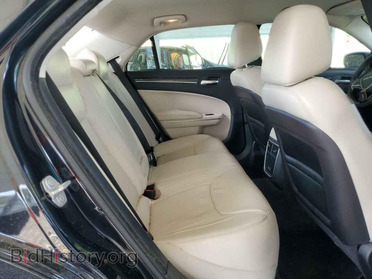 2016 CHRYSLER 300 - VIN: 2C3CCAAG7GH311098 - Фото 10