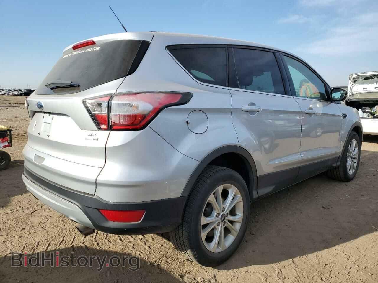 2017 FORD ESCAPE - VIN: 1FMCU9GD6HUB15572 - Фото 3