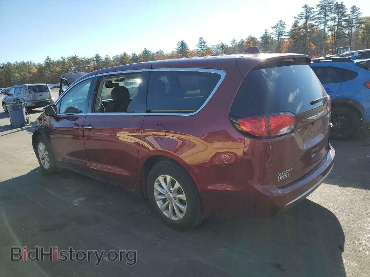 2019 CHRYSLER PACIFICA - VIN: 2C4RC1FG0KR657995 - Photo 2