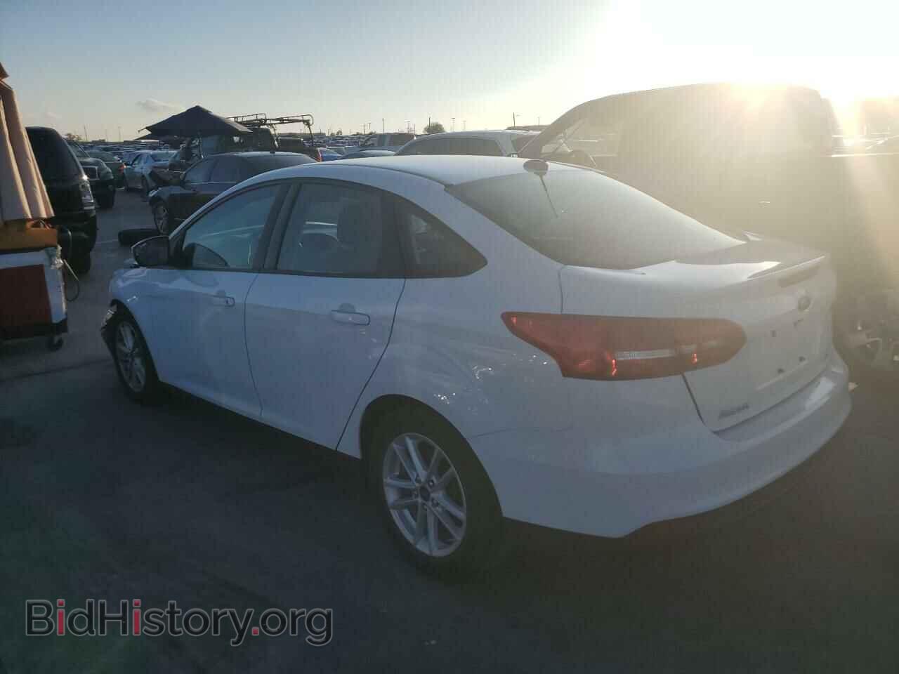 2017 FORD FOCUS - VIN: 1FADP3F24HL283896 - Фото 2
