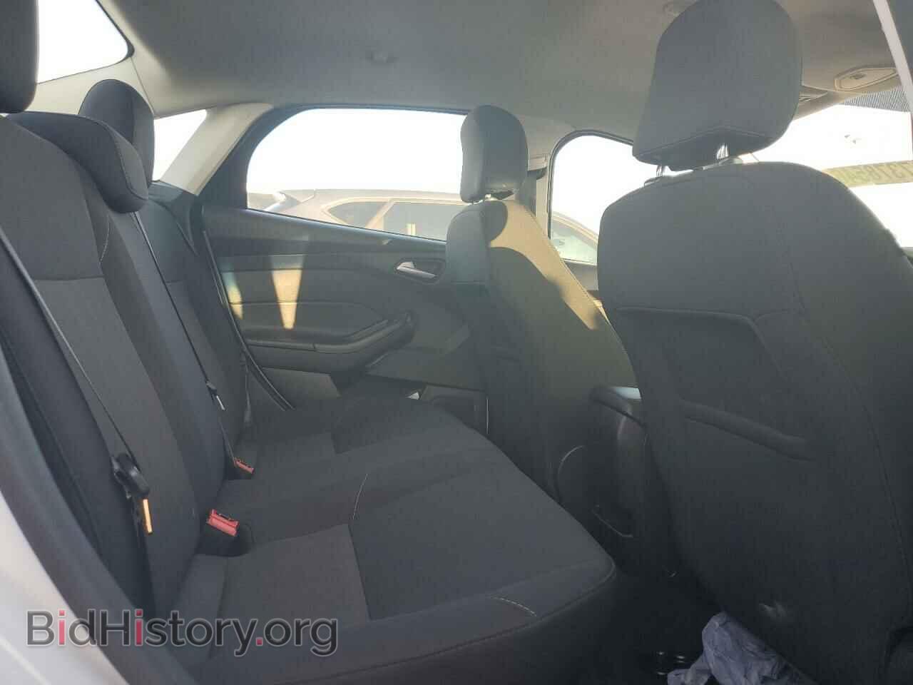2017 FORD FOCUS - VIN: 1FADP3F24HL283896 - Фото 10