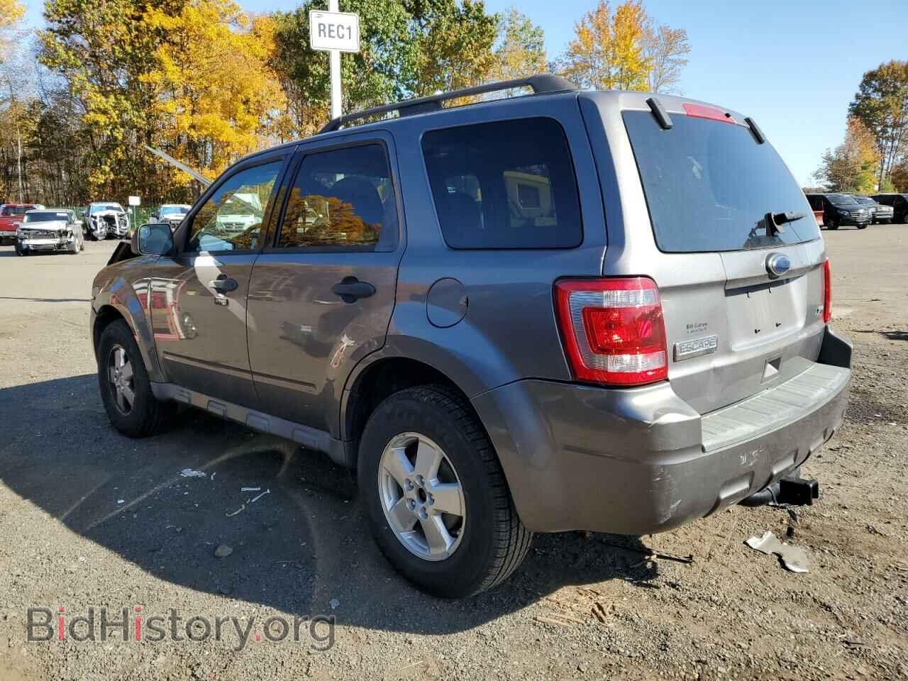 2011 FORD ESCAPE - VIN: 1FMCU9DG2BKA68543 - Фото 2