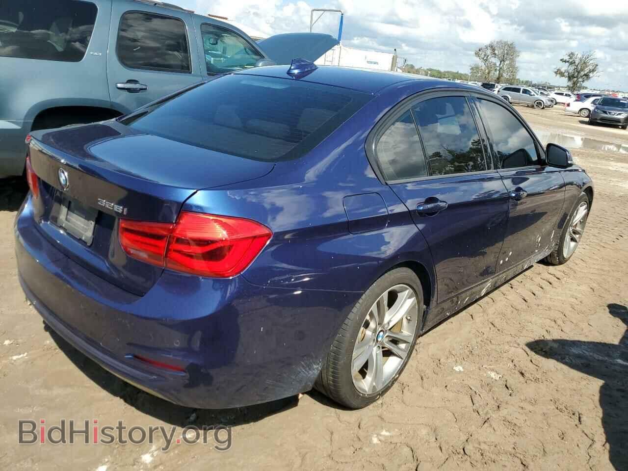 2016 BMW 3 SERIES - VIN: WBA8E9G52GNU28754 - Фото 3
