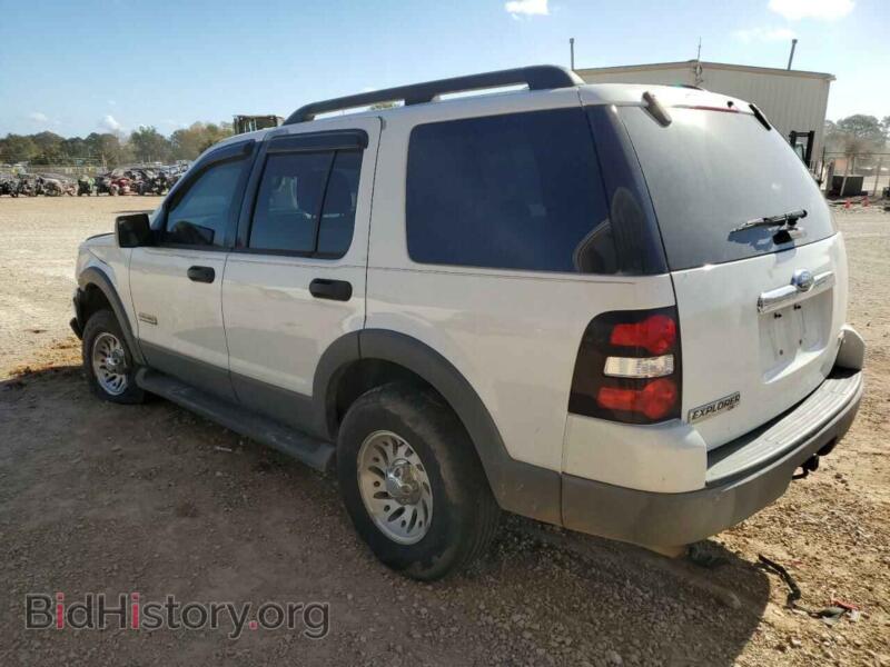 2006 Ford EXPLORER (VIN 1FMEU73E36UA71040) — фото 2 из 14