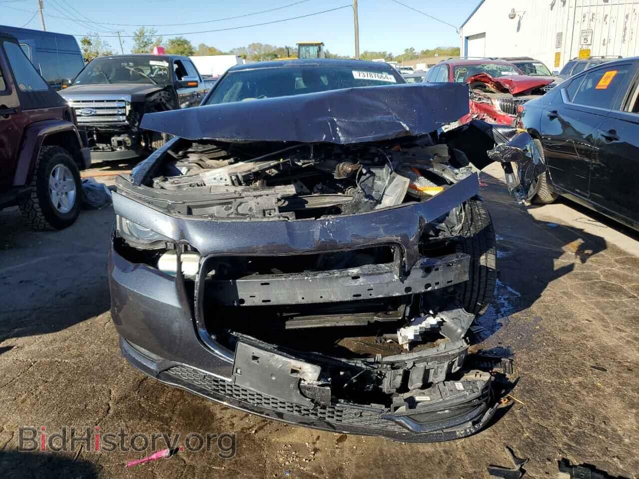 2017 CHRYSLER 300 - VIN: 2C3CCAGGXHH588272 - Фото 5