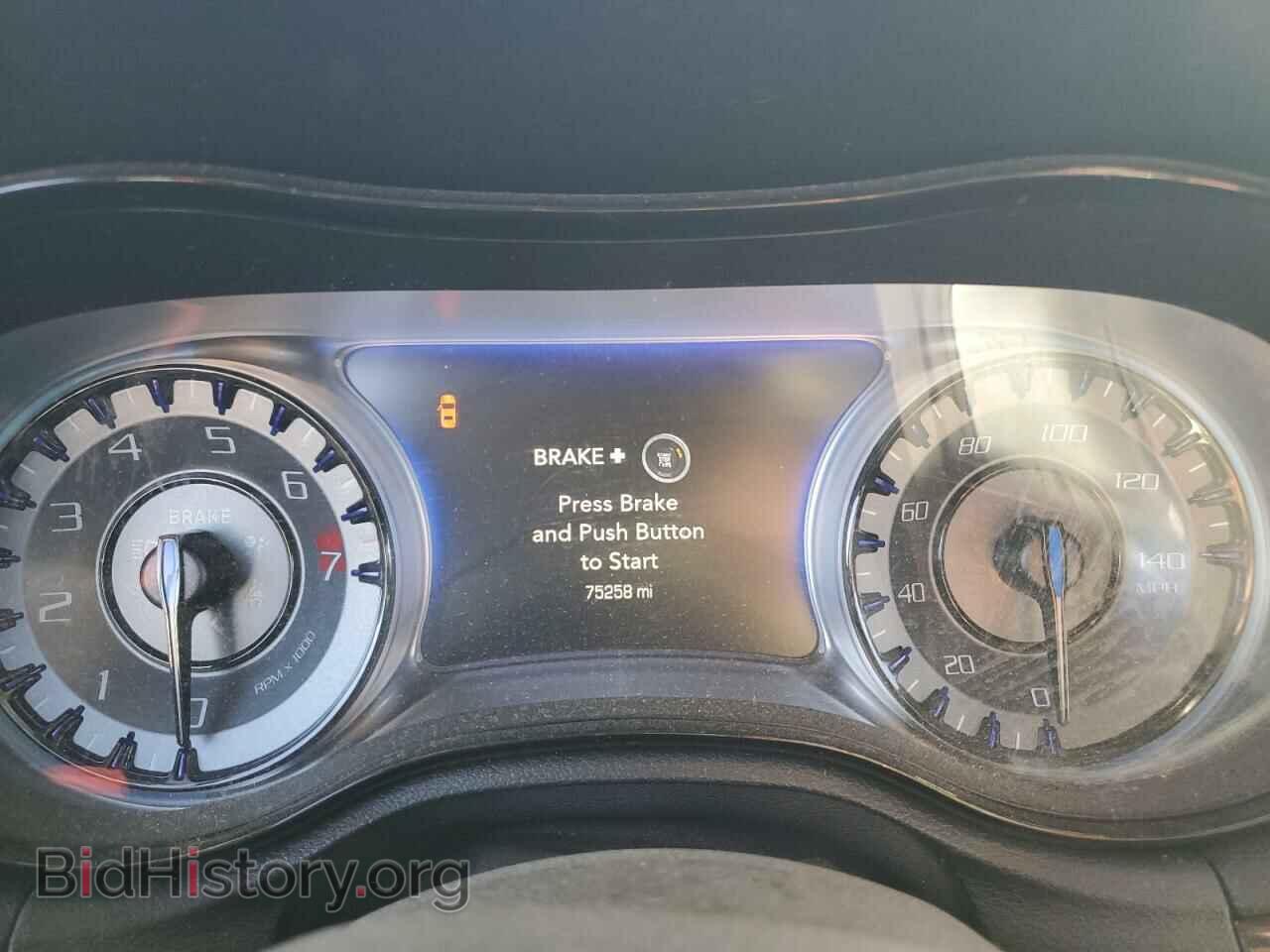 2017 CHRYSLER 300 - VIN: 2C3CCAGGXHH588272 - Фото 9