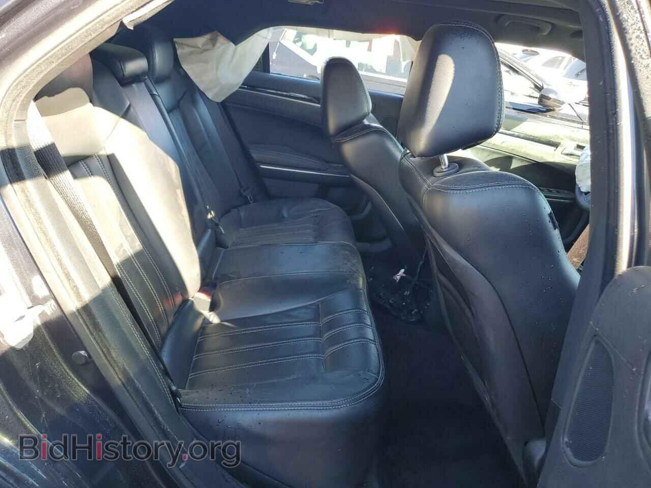 2017 CHRYSLER 300 - VIN: 2C3CCAGGXHH588272 - Фото 10
