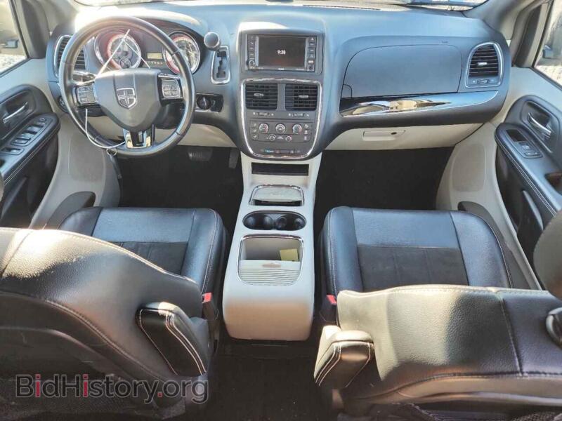 2019 Dodge CARAVAN (VIN 2C4RDGCG4KR759241) — photo 8 of 13
