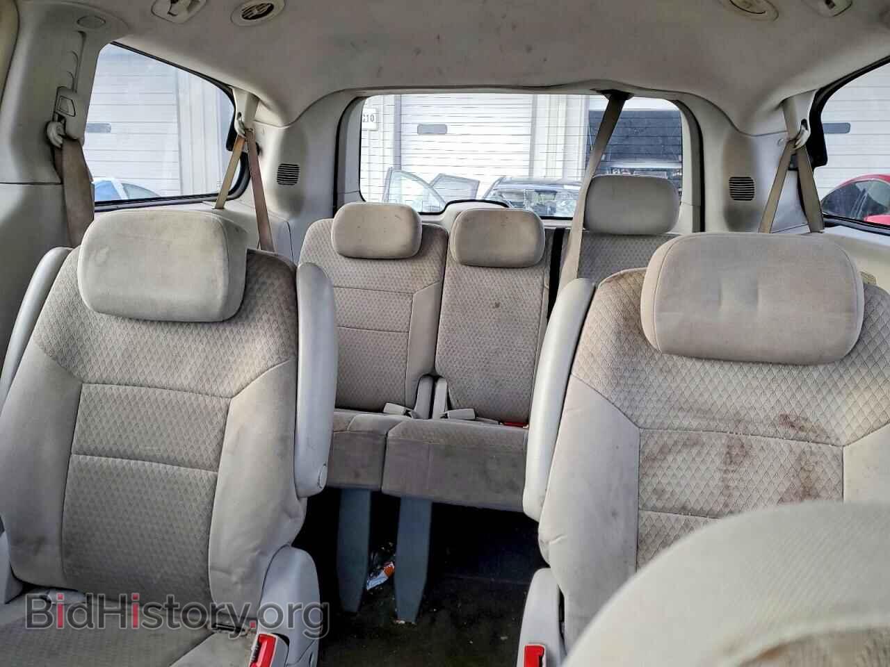2008 CHRYSLER MINIVAN - VIN: 2A8HR44H28R128198 - Фото 10