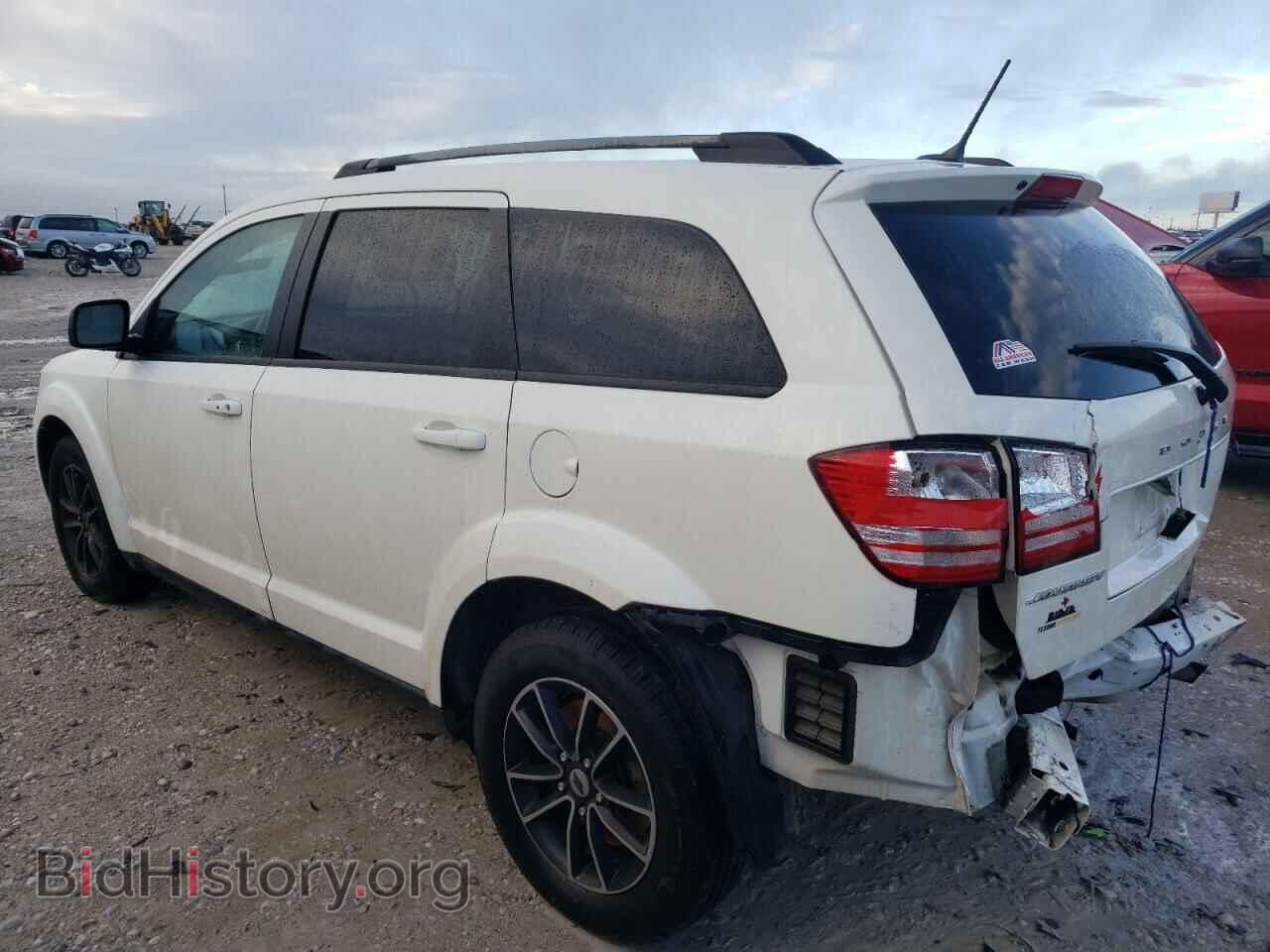 2018 DODGE JOURNEY - VIN: 3C4PDCAB1JT352948 - Фото 2