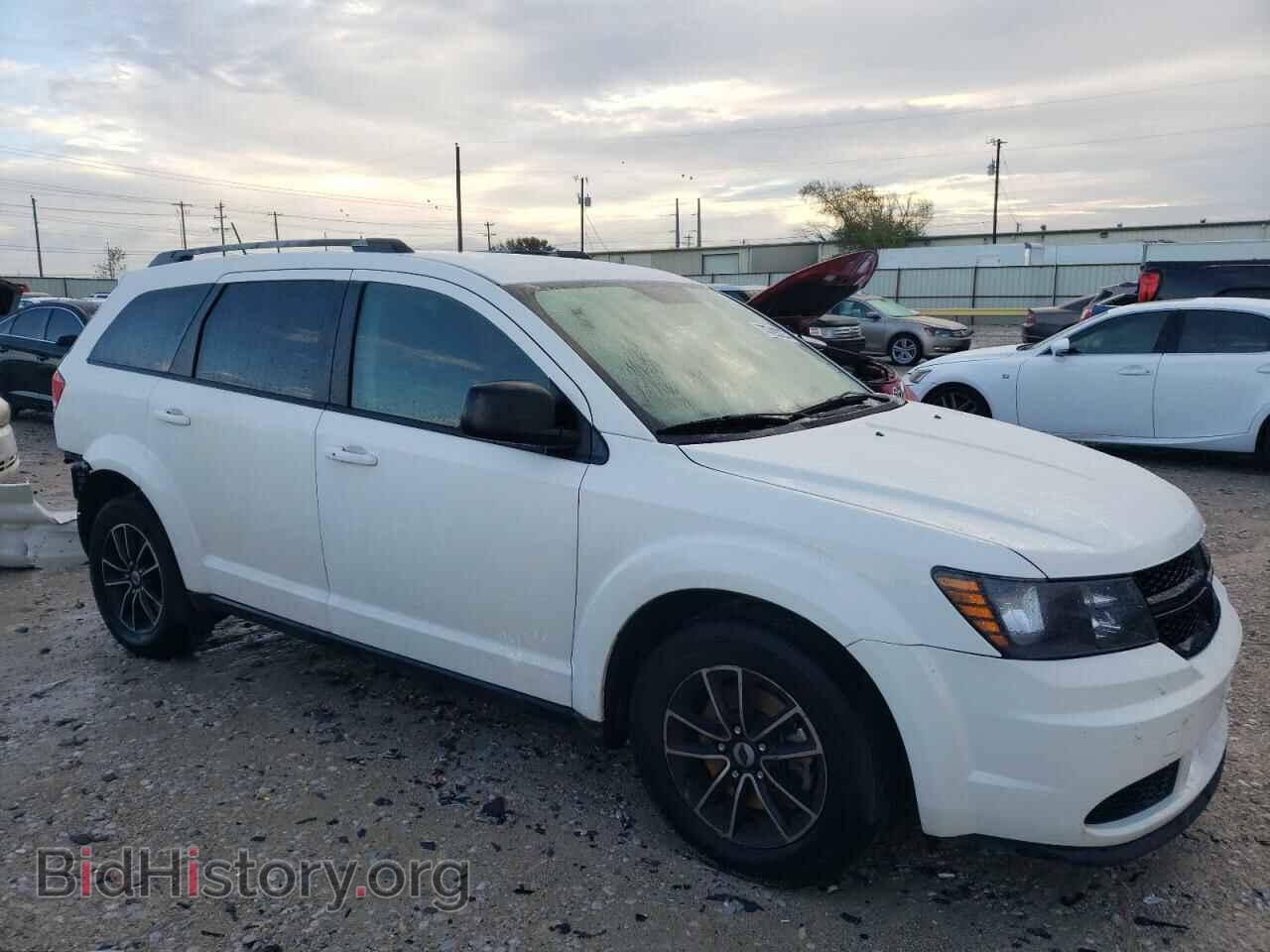 2018 DODGE JOURNEY - VIN: 3C4PDCAB1JT352948 - Фото 4