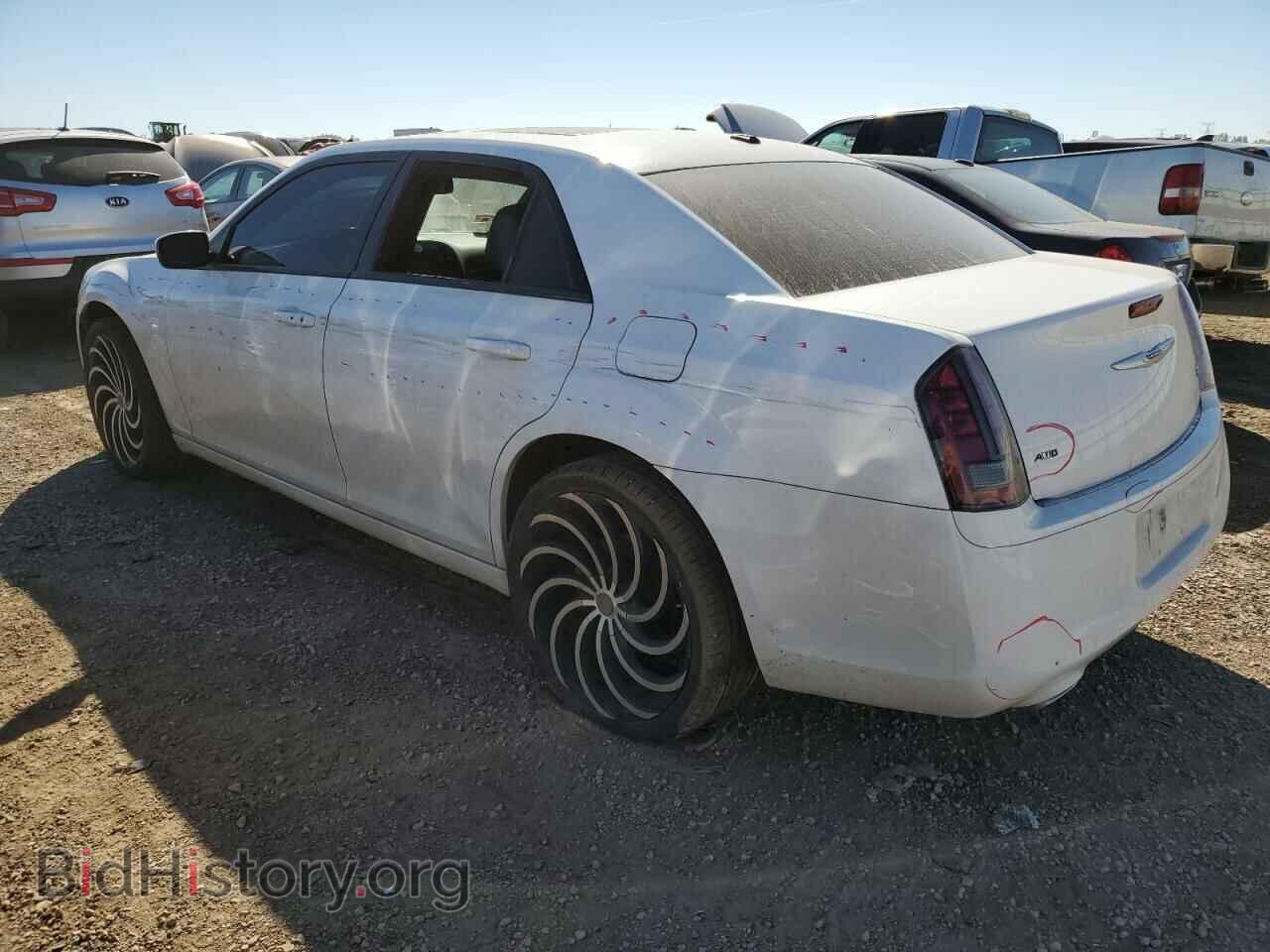 2014 CHRYSLER 300 - VIN: 2C3CCAGG5EH309743 - Фото 2