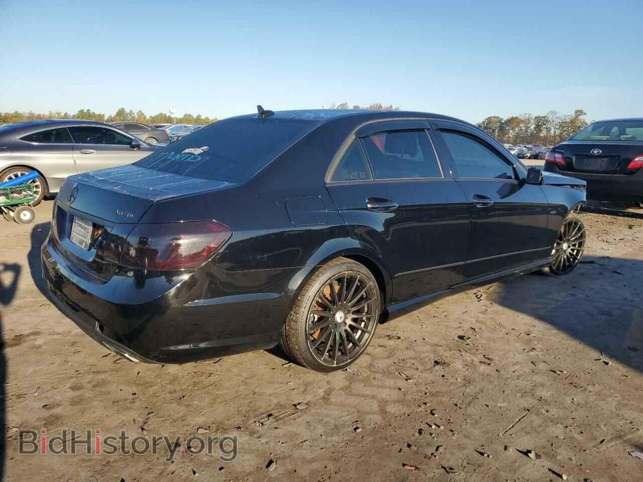 2012 MERCEDES-BENZ E-CLASS - VIN: WDDHF9BBXCA524457 - Фото 3