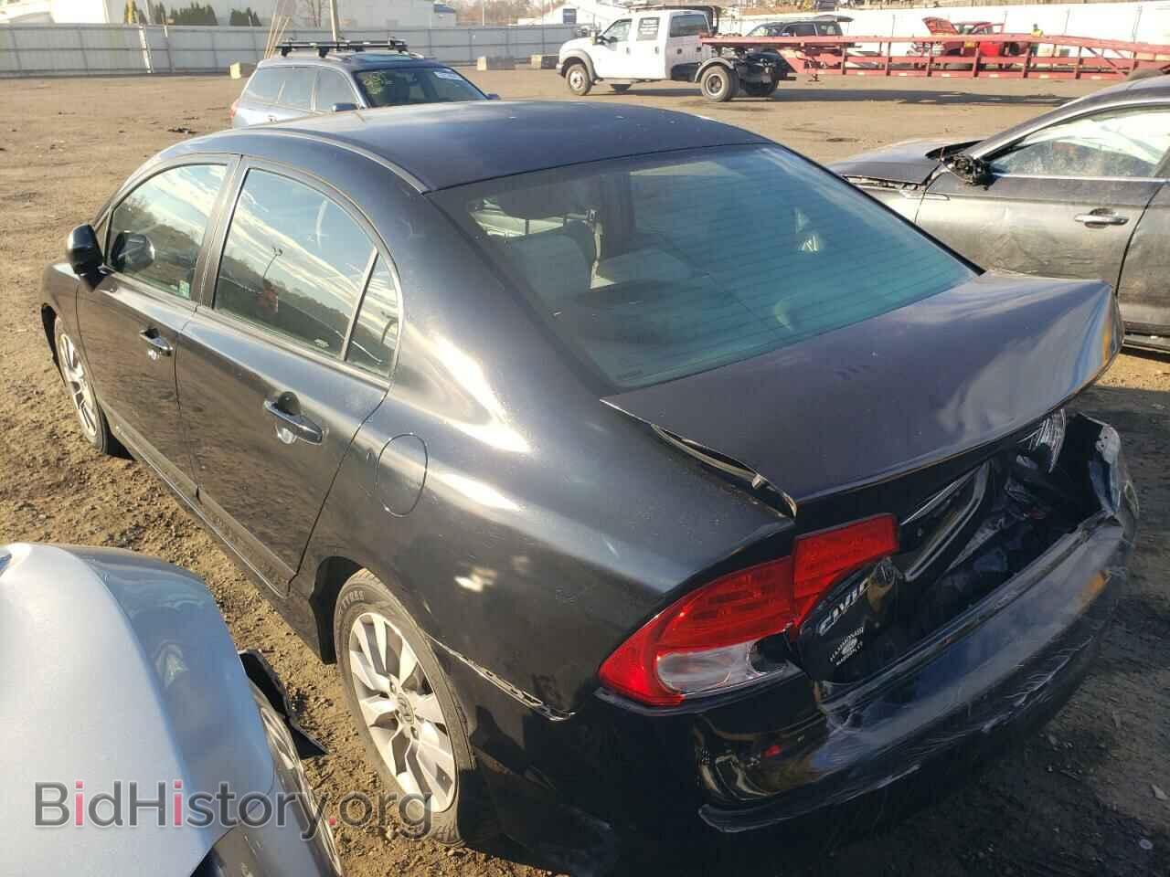 2011 HONDA CIVIC - VIN: 2HGFA1F82BH539696 - Фото 2
