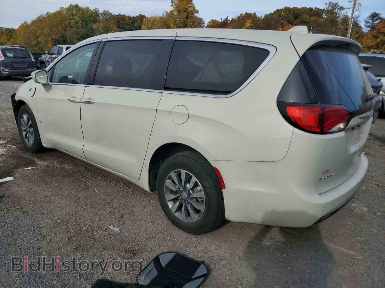 2020 CHRYSLER PACIFICA - VIN: 2C4RC1H7XLR257795 - Фото 2