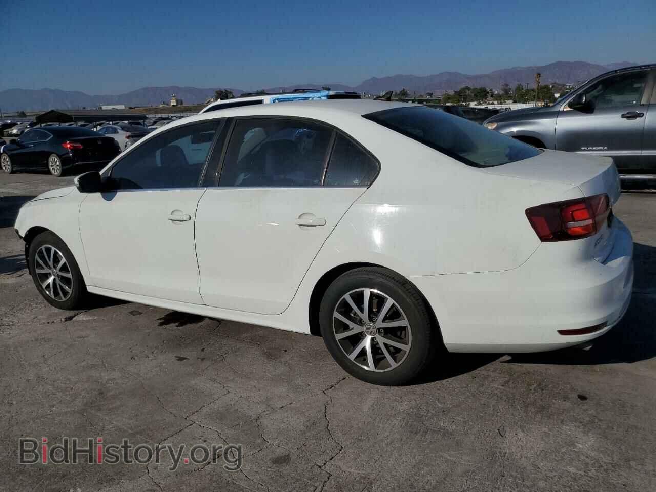 2017 VOLKSWAGEN JETTA - VIN: 3VWDB7AJ4HM283214 - Фото 2