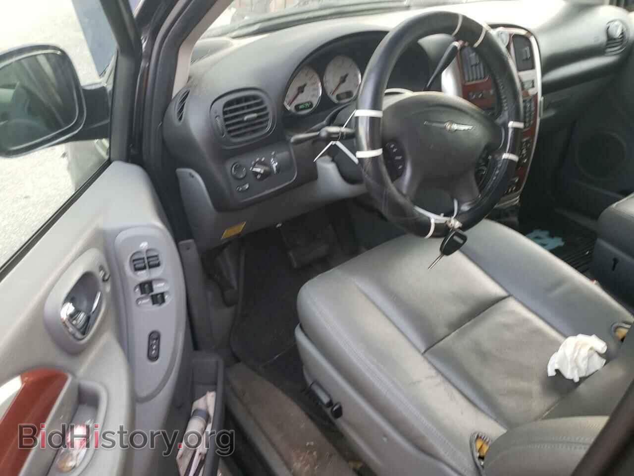 2006 CHRYSLER MINIVAN - VIN: 2A4GP64L56R807799 - Фото 8