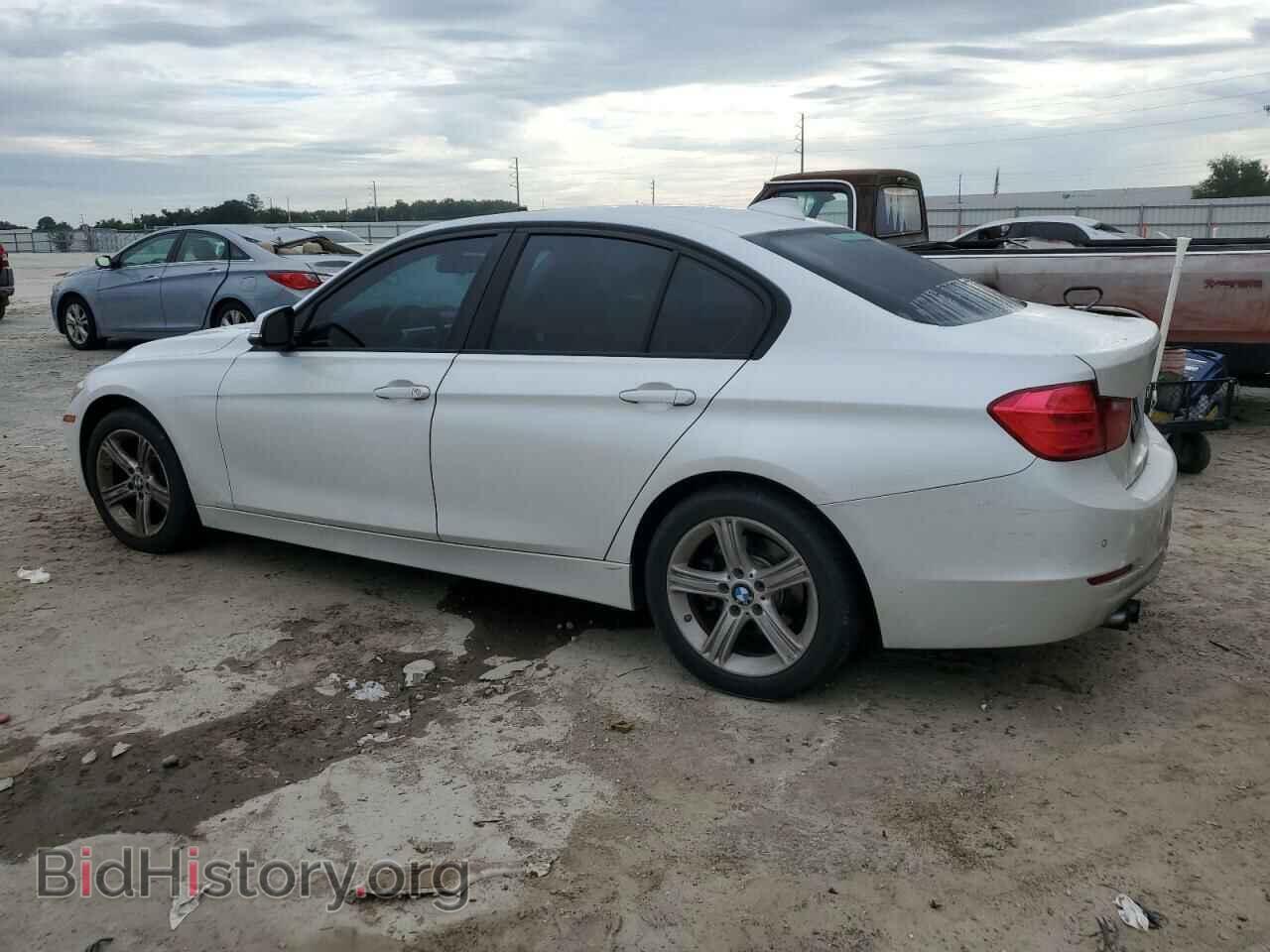2012 BMW 3 SERIES - VIN: WBA3A5C53CF346136 - Фото 2