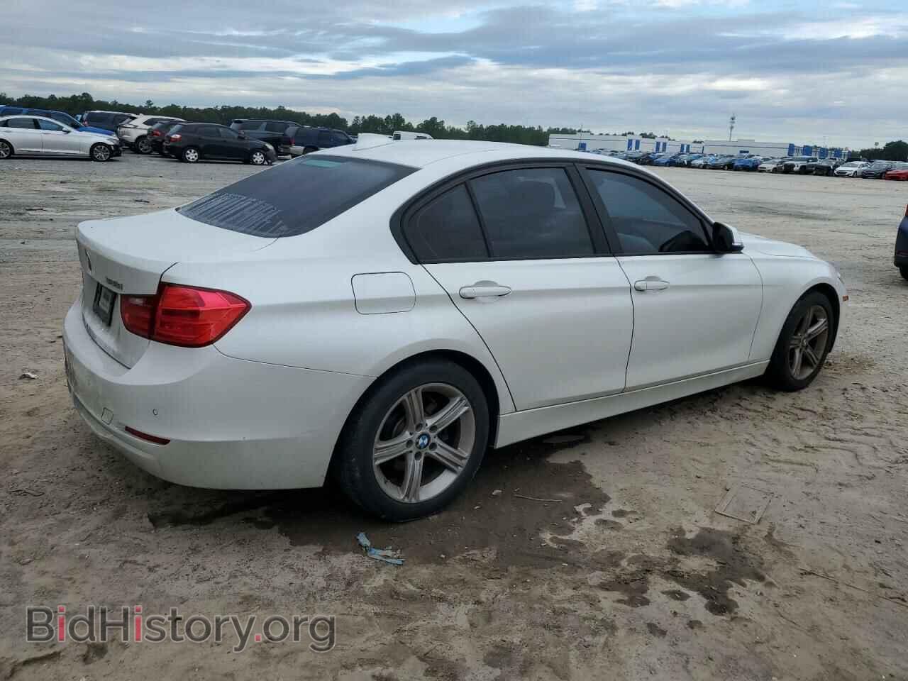 2012 BMW 3 SERIES - VIN: WBA3A5C53CF346136 - Фото 3