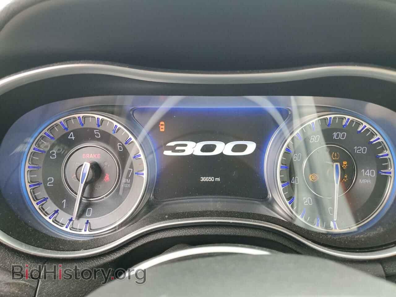 2017 CHRYSLER 300 - VIN: 2C3CCARG2HH657839 - Фото 9
