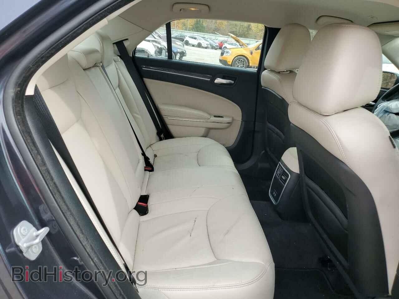 2017 CHRYSLER 300 - VIN: 2C3CCARG2HH657839 - Фото 10