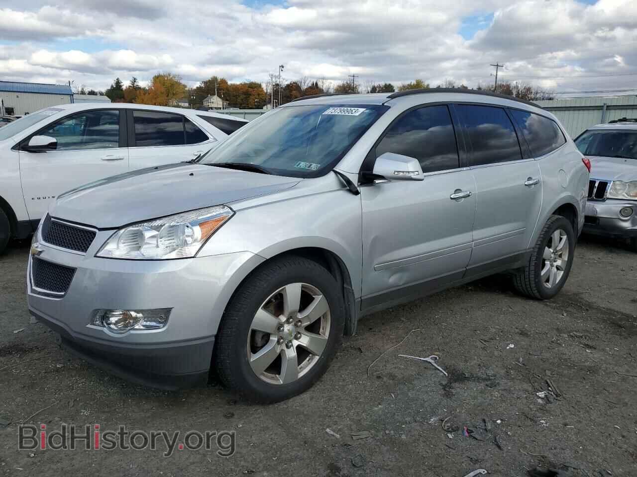Photo 1GNKRGED8CJ232869 - CHEVROLET TRAVERSE 2012