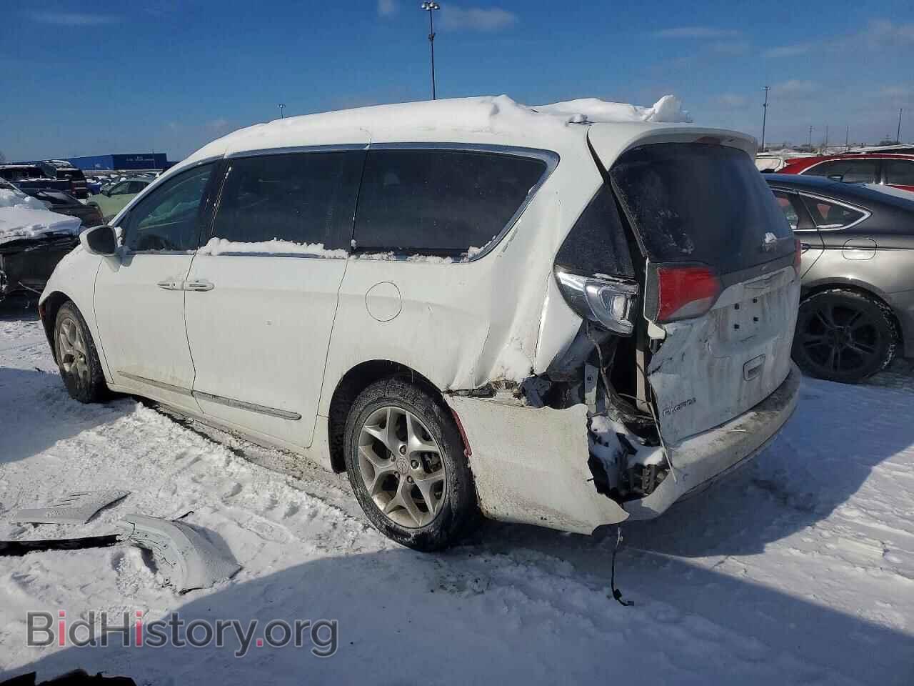 2019 CHRYSLER PACIFICA - VIN: 2C4RC1EG1KR588607 - Фото 2