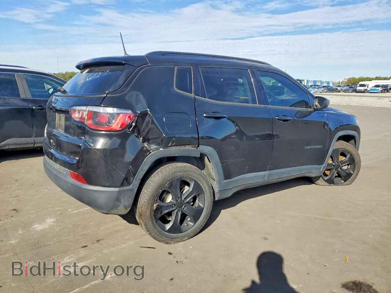 2019 JEEP COMPASS - VIN: 3C4NJDBB2KT709818 - Фото 3
