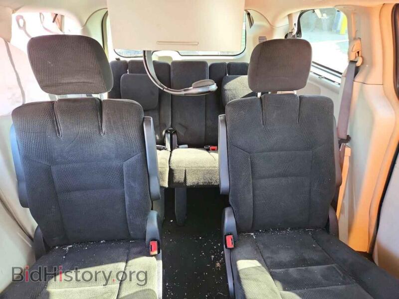 2016 Chrysler MINIVAN (VIN 2C4RC1BG0GR138426) — photo 10 of 13