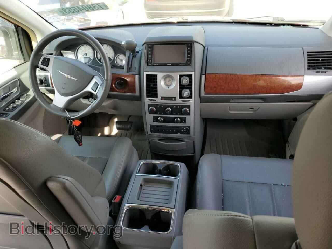 2008 CHRYSLER MINIVAN - VIN: 2A8HR54P08R821266 - Фото 8