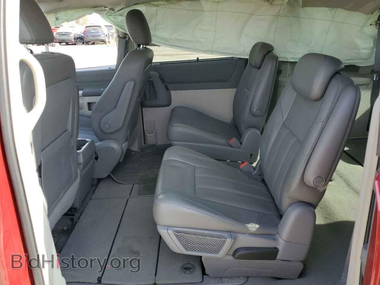 2008 CHRYSLER MINIVAN - VIN: 2A8HR54P08R821266 - Фото 10